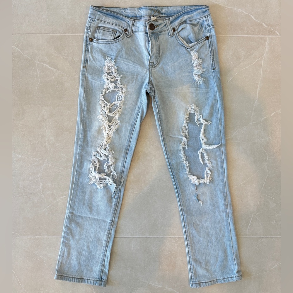 Vintage Light Blue Distressed Women Jeans